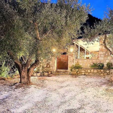 Nyaraló Meditation Marathiász