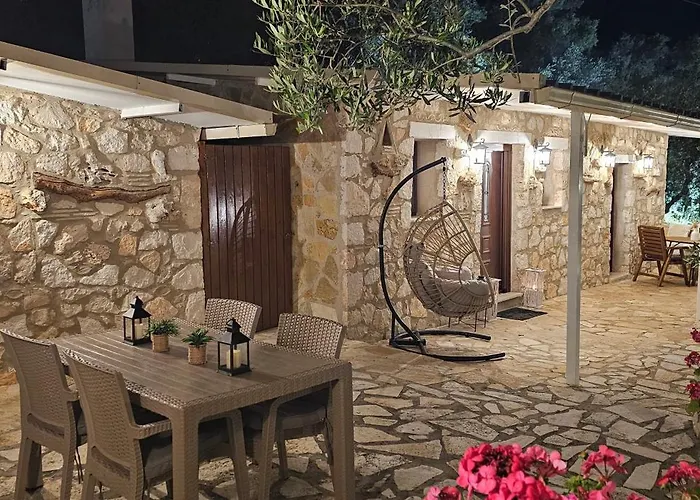 Meditation בית נופש Marathiás